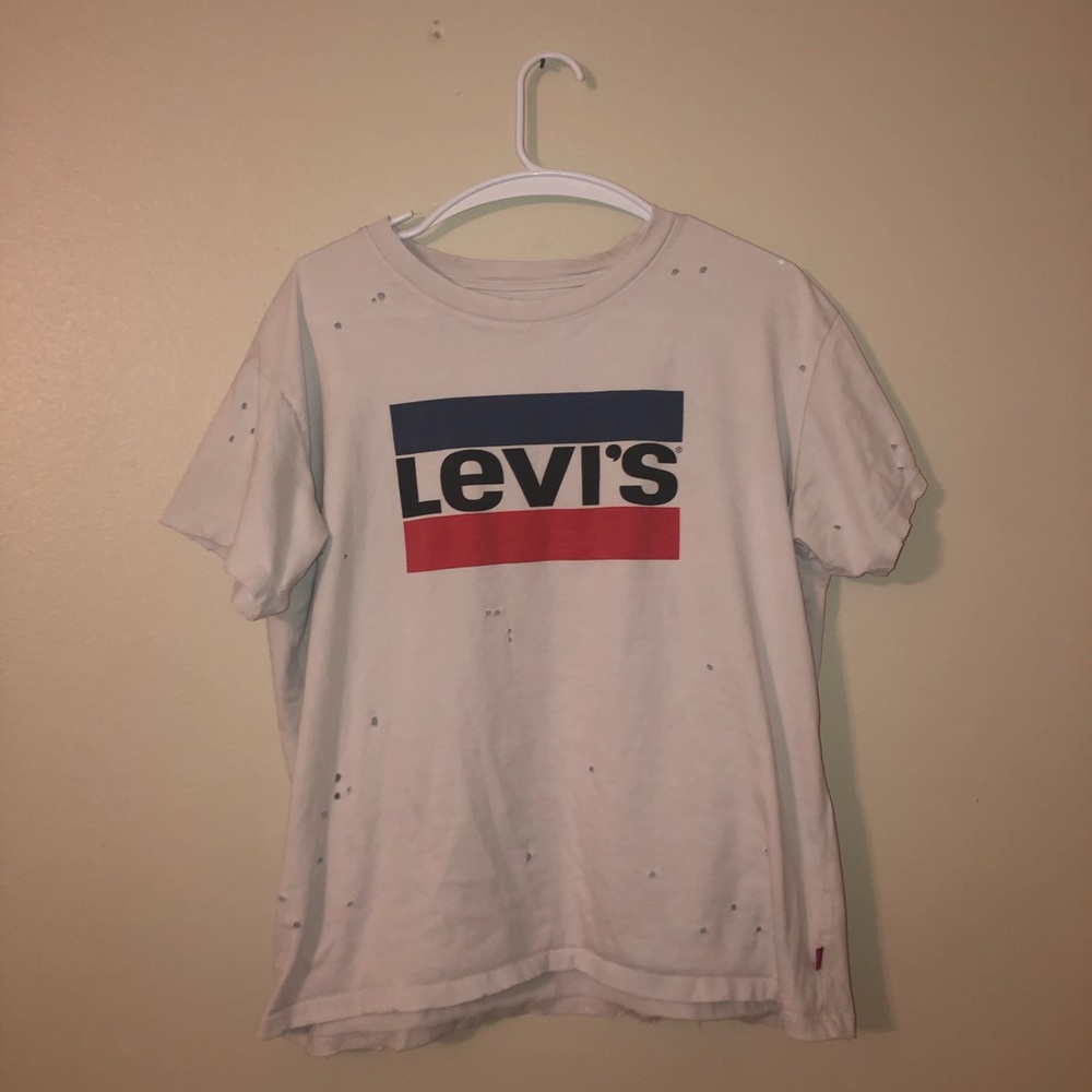 LEVIS Distressed Graphic Tee